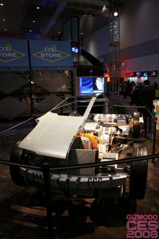 Illustration for article titled First Shots Under The Hood of the Chevy Volt Hydrogen